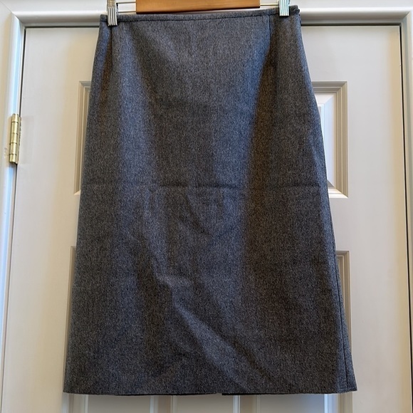 Genny Grey Wool Pencil Skirt Sz 10 - Picture 2 of 9